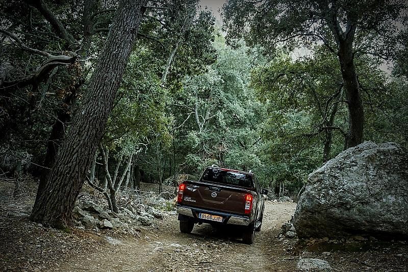 Nissan NP300 Navara DoubleCab (Doppelkabine)