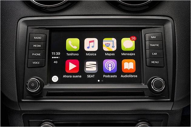 Das Infotainmentsystem ermöglicht nun die volle Kopplung mit einem Smartphone