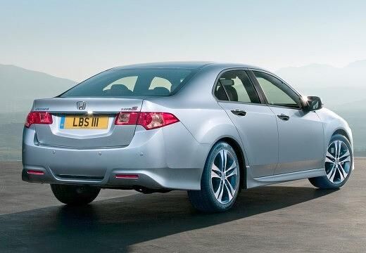 HONDA-Accord-2-0--2011-