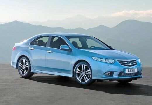 HONDA-Accord-2-0--2011-