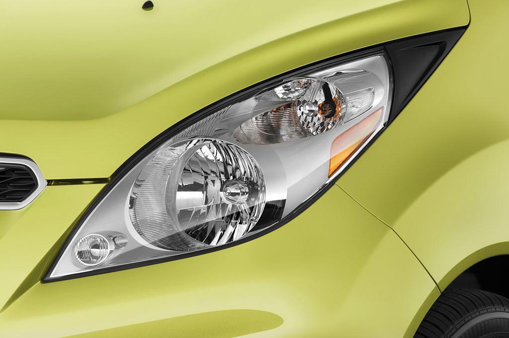 Chevrolet Spark (Baujahr 2013) LS 5 Türen Scheinwerfer