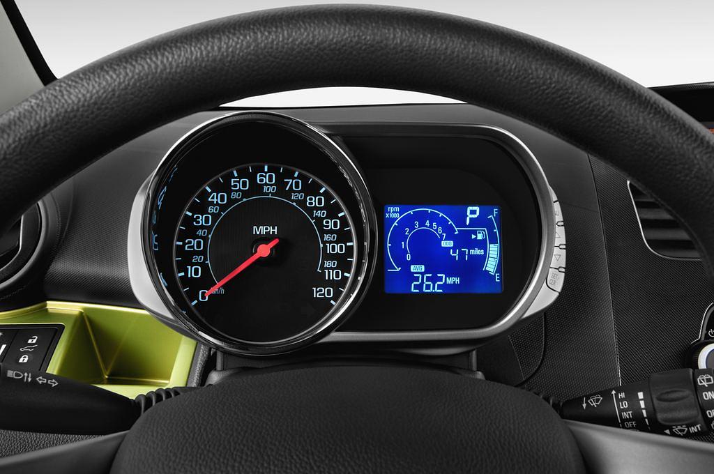 Chevrolet Spark (Baujahr 2013) LS 5 Türen Tacho und Fahrerinstrumente