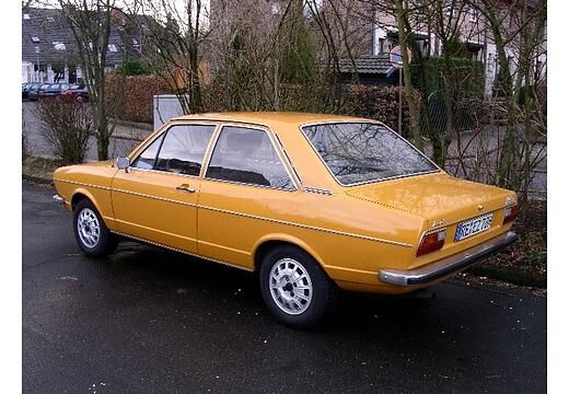 Audi 80 Limousine (1972–1978) GL (85 PS)