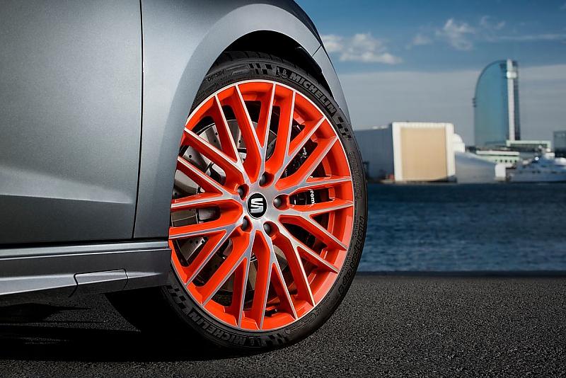 19 Zoll sind die Felgen groß.