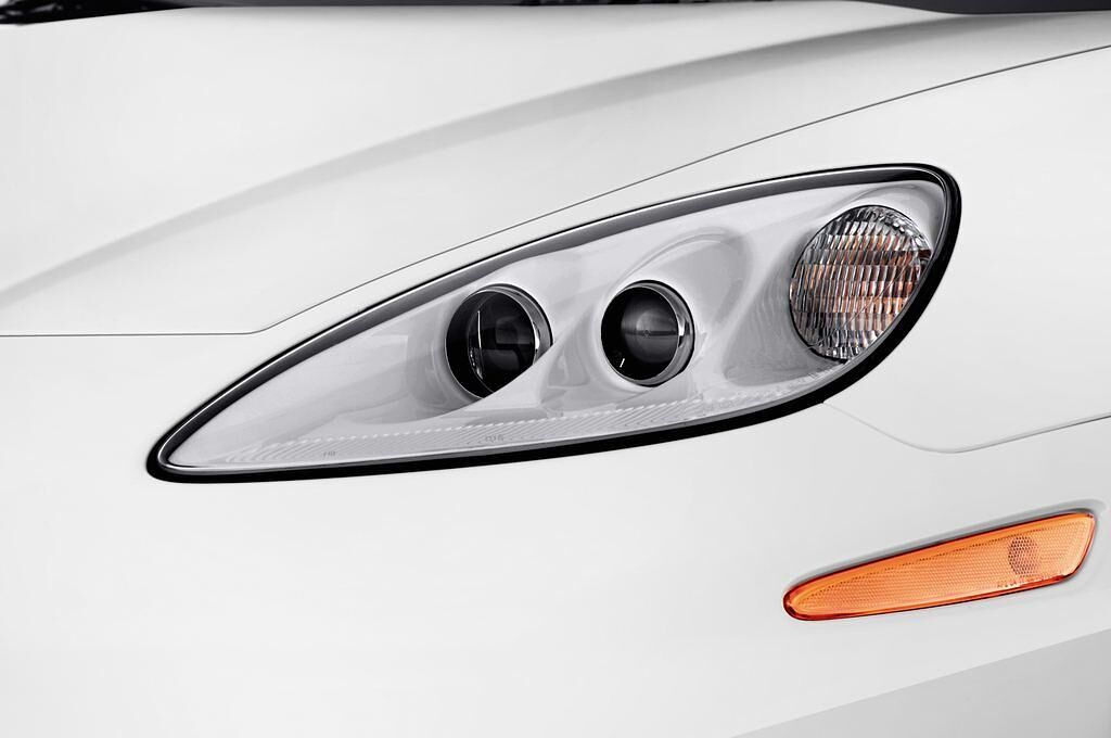 Chevrolet Corvette (Baujahr 2012) Grand Sport 2 Türen Scheinwerfer