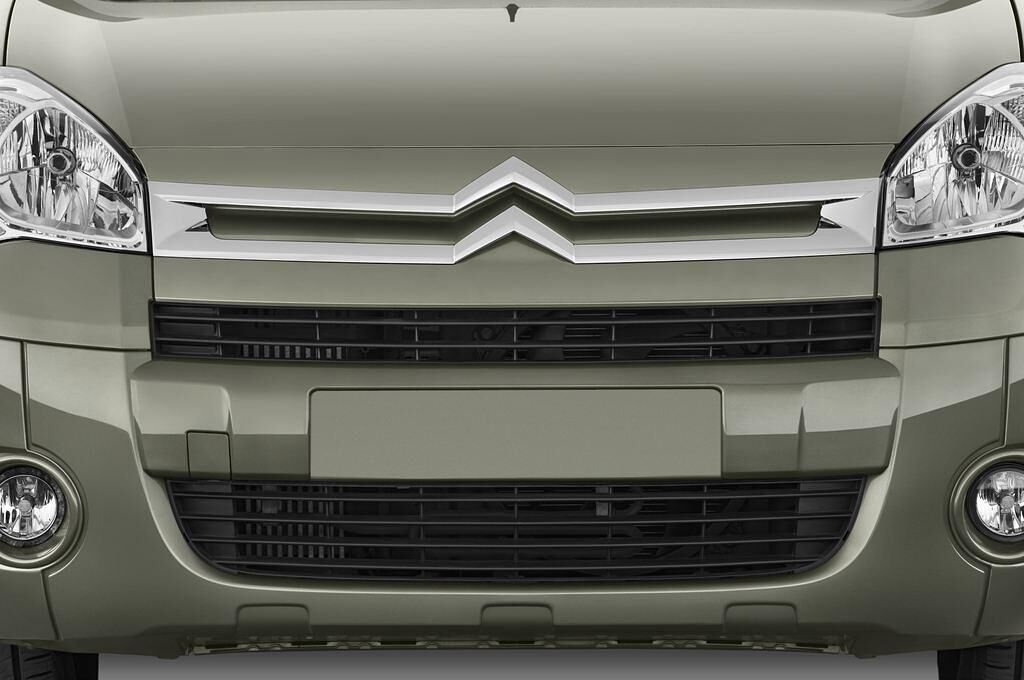 Citroen Berlingo (Baujahr 2009) Multispace 5 Türen Kühlergrill und Scheinwerfer