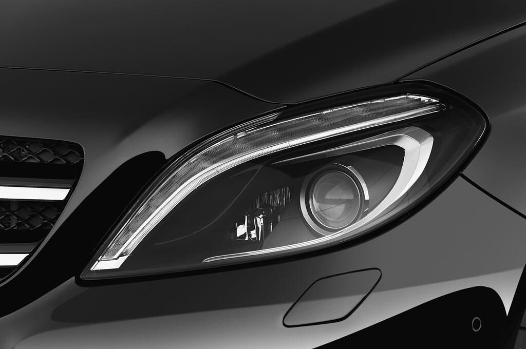 Mercedes B-Class (Baujahr 2013) Sport 5 Türen Scheinwerfer