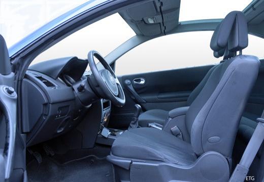 RENAULT-Megane-1-6-Coupe-Cabriolet--2003-2004-