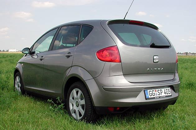 Die rundlich gebogene Heckklappe des Altea ist eigenständig