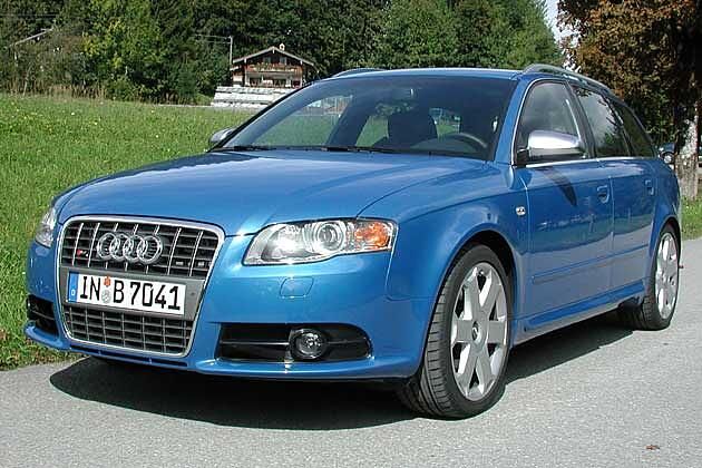 Audi S4 Avant: Der Power-Kombi trägt das neue Audi-Gesicht