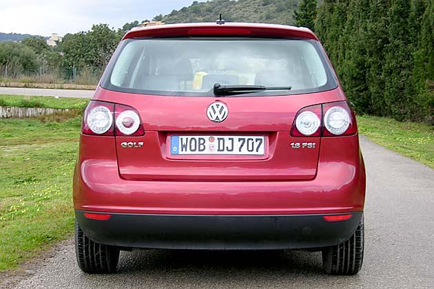 Die Rückleuchten sehen deutlich anders aus als bei der Limousine