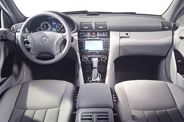 Innenraum der Mercedes-Benz C-Klasse anno 2005