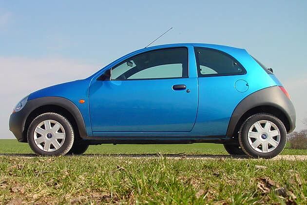 Mit 3,62 ist der Ford Ka rund 20 Zentimeter länger als ein Daihatsu Cuore