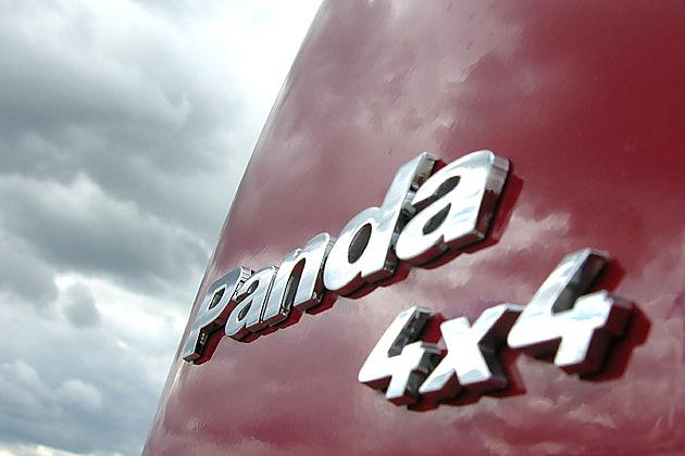 Der Allradantrieb macht den Panda zum Traktionsspezialisten für Fahrten abseits befestigter Straßen