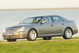 Cadillac STS 4.6 V8 im Test: Leistung gepaart mit elegantem Luxus