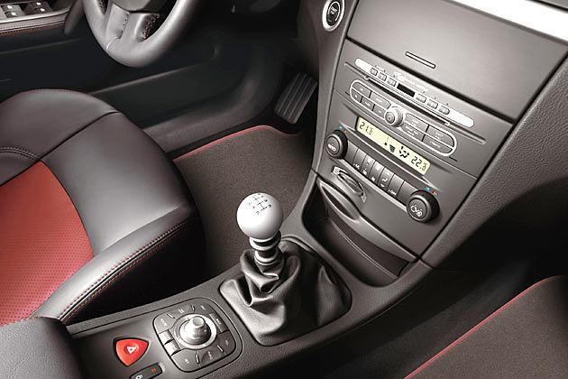 Neu gestaltete Mittelkonsole