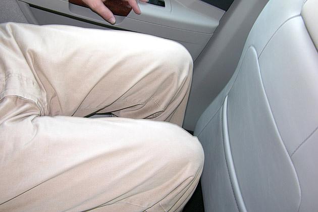 Die Kniefreiheit im Fond ist hervorragend