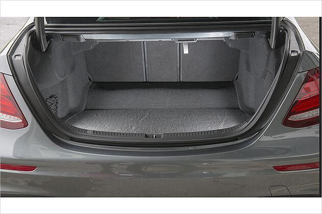 Der Kofferraum schrumpfte minimal von 540 auf 530 Liter