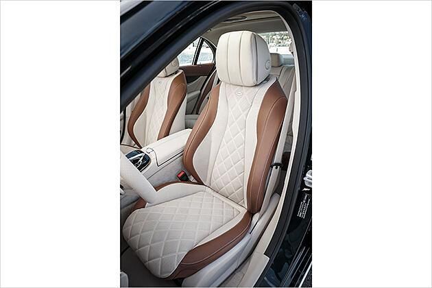 Die Sitze bieten guten Seitenhalt