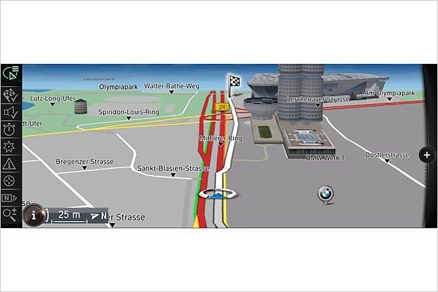 Die neue Generation des Navigationssystems Professional zeigt unter anderem 3D-Stadtmodelle (Bild: BMW-Gebäude in München)