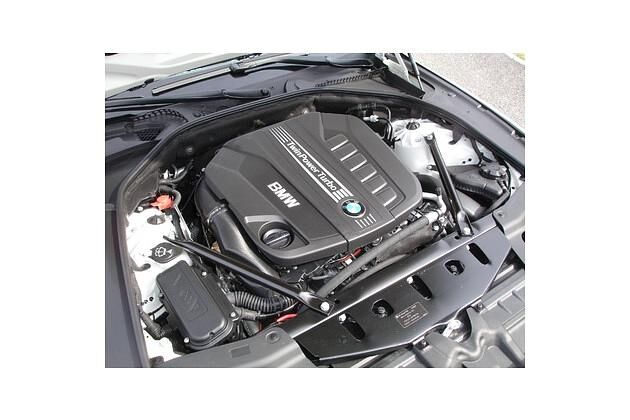     (Baujahr ) seitlich vorne mit Felge