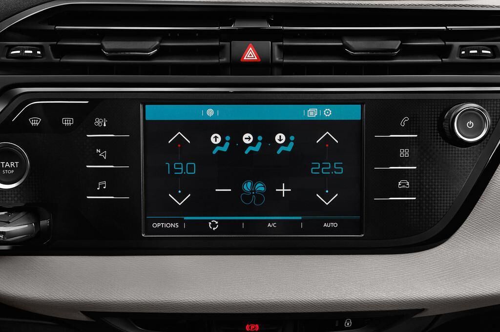 Citroen Grand C4 Picasso (Baujahr 2016) Shine 5 Türen Temperatur und Klimaanlage