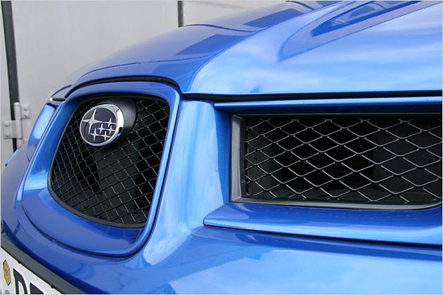 Angesaugt wird wabengesiebte Luft