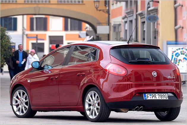 Das Heck des Bravo ist eine recht glatte Sache geworden