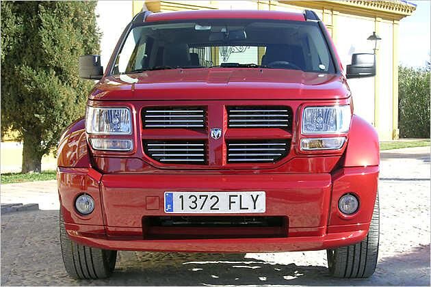 Noch zu erahnen: Die Ursprünge des Nitro liegen in einer Pick-up-Studie