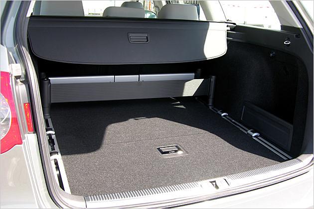 Das Gepäckhalte-System für den 1.731-Liter-Kofferraum kostet 251 Euro