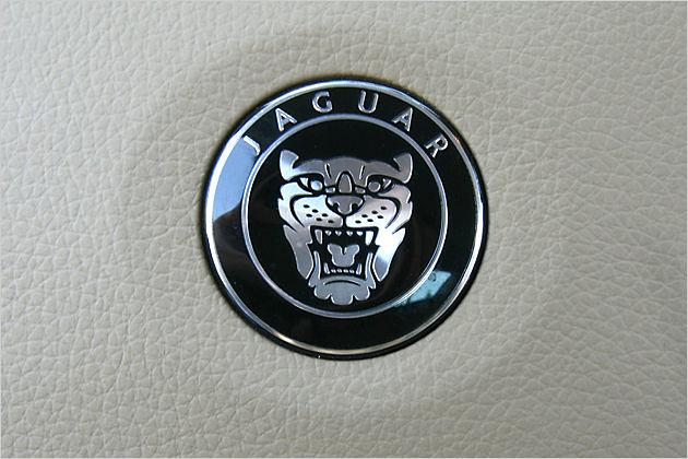 Dieses Logo steht für sportliche Eleganz