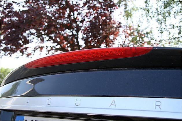 Die dritte Bremsleuchte wurde perfekt ins Heckdesign eingepasst