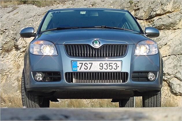 Aus manchen Blickwinkeln wirkt der Fabia Combi fast wie ein SUV