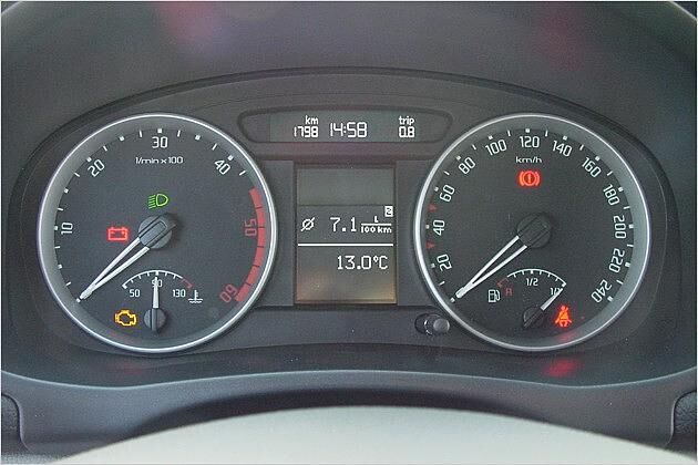 Saftig: Der Bordcomputer des 70-PS-Diesels zeigte 7,1 Liter auf 100 Kilometer an