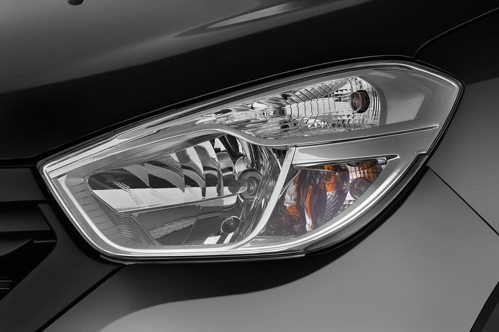 Dacia Dokker (Baujahr 2015) Stepway 5 Türen Scheinwerfer