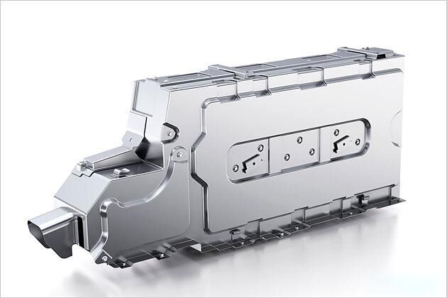 Die Lithium-Ionen-Batterie hat die gleiche Speicherkapazität wie der Nickel-Metallhydrid-Akku des Prius, ist aber kleiner und leichter