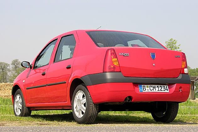 Das Heck wirkt etwas kantig und unförmig