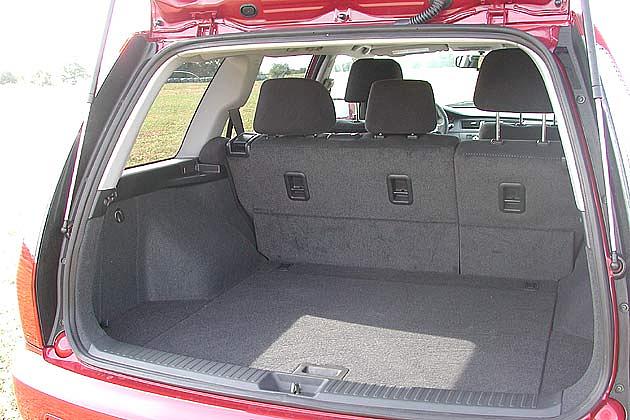 Der Kofferraum: Sauber verkleidet und leicht erweiterbar
