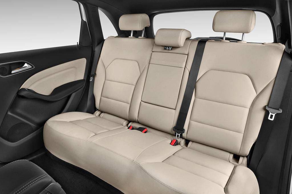 Mercedes B-Class (Baujahr 2015) Electric Drive 5 Türen Rücksitze