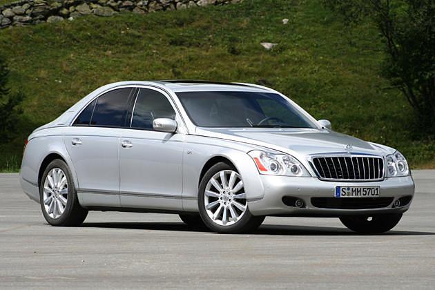 Der Maybach wirkt wuchtiger als eine S-Klasse, aber dennoch elegant