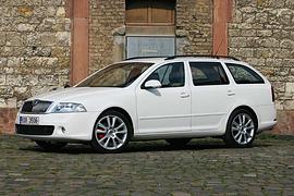Ganz in Weiß: Skoda Octavia RS TDI Combi im Test
