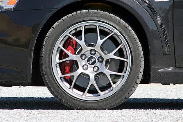 Die Bremsanlage von Brembo gehört zur Serienausstattung