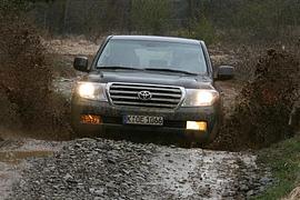 Fahrbericht: Toyota Land Cruiser V8 4.5 - Generation Acht