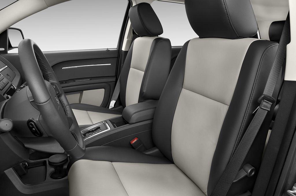 Dodge Journey (Baujahr 2010) RT 5 Türen Vordersitze