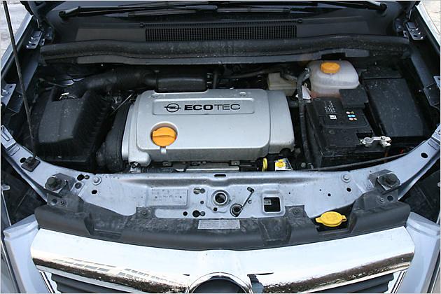 Unter der Haube arbeitet ein 1,6-Liter-Benziner mit 105 PS Leistung