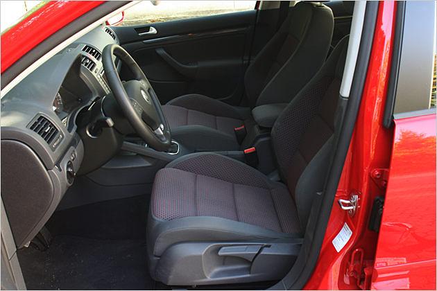 Viel Platz und angenehme Sitze: Im Golf GT kann man bequem reisen