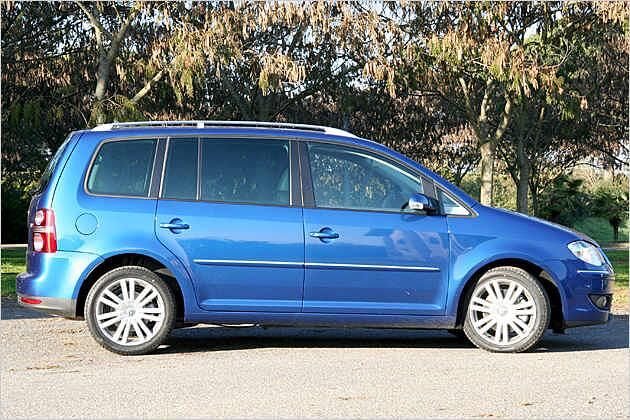 Mit Kindern und Gepäck in den Urlaub? Mit dem Touran kein Problem