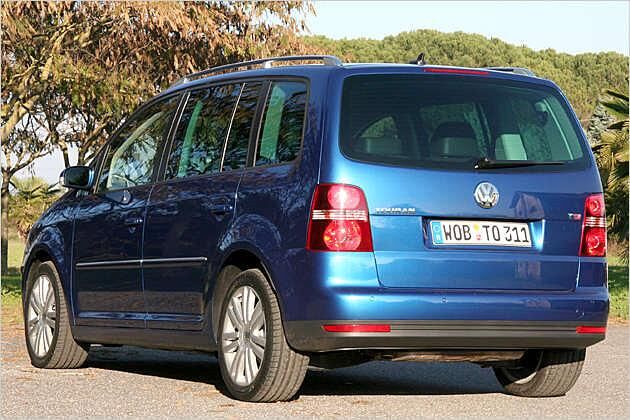 Dem etwas eckigen Heck sieht man an, dass es für Transportaufgaben optimiert ist