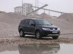 Fahrbericht: Mitsubishi Outlander Di-D - Einer von Dreien