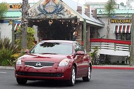 Neuvorstellung: Nissan Altima Hybrid - Nissans Altimative